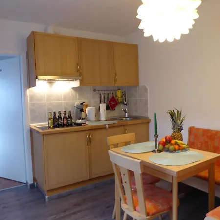Haus Am Hang Apartment *